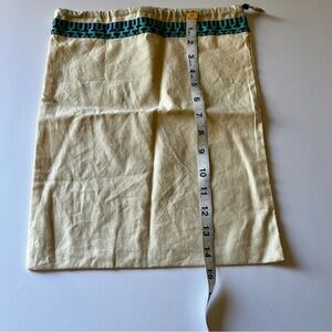 New Tory Burch Cream Dust Storage Bag Cover Blue Trim Gold Logo Charm 15" x 12"